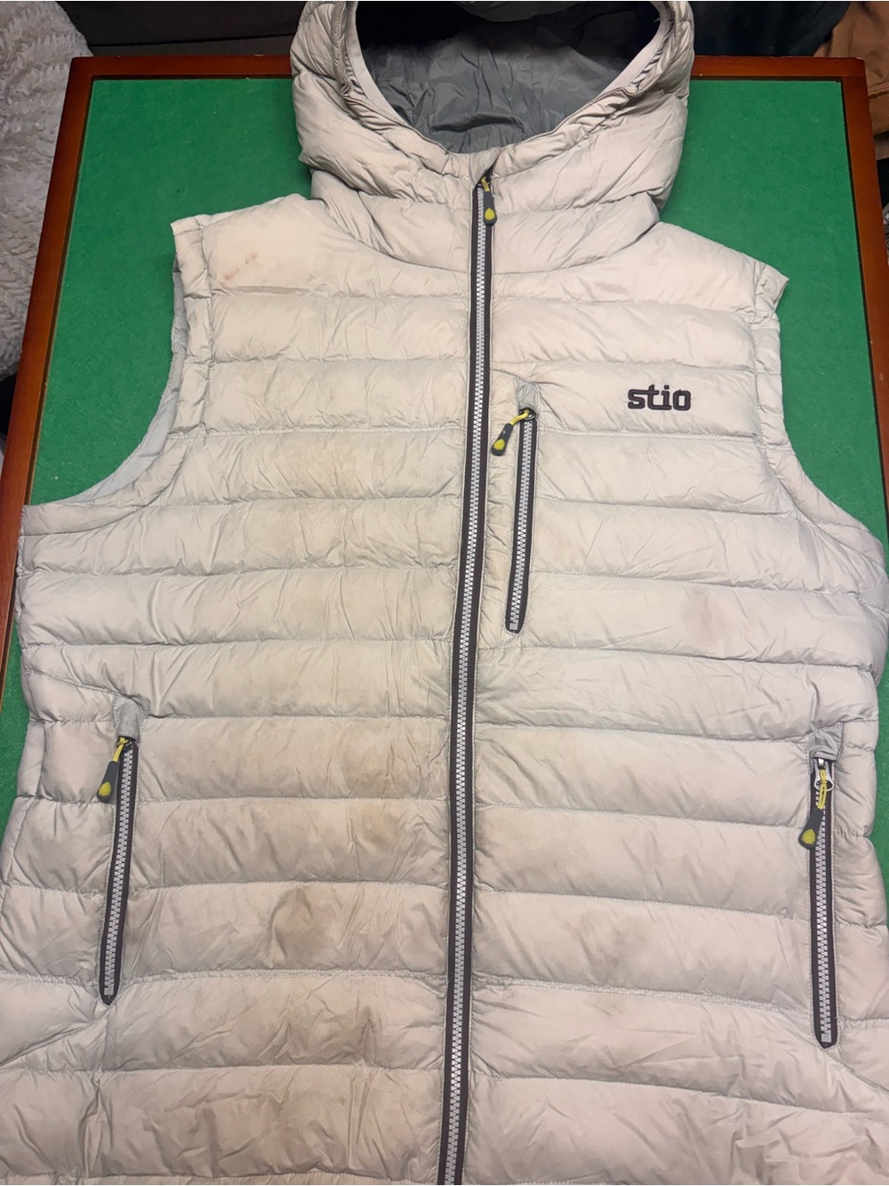 Stio Hooded Puffer Vest in Off-White with Gray Lining